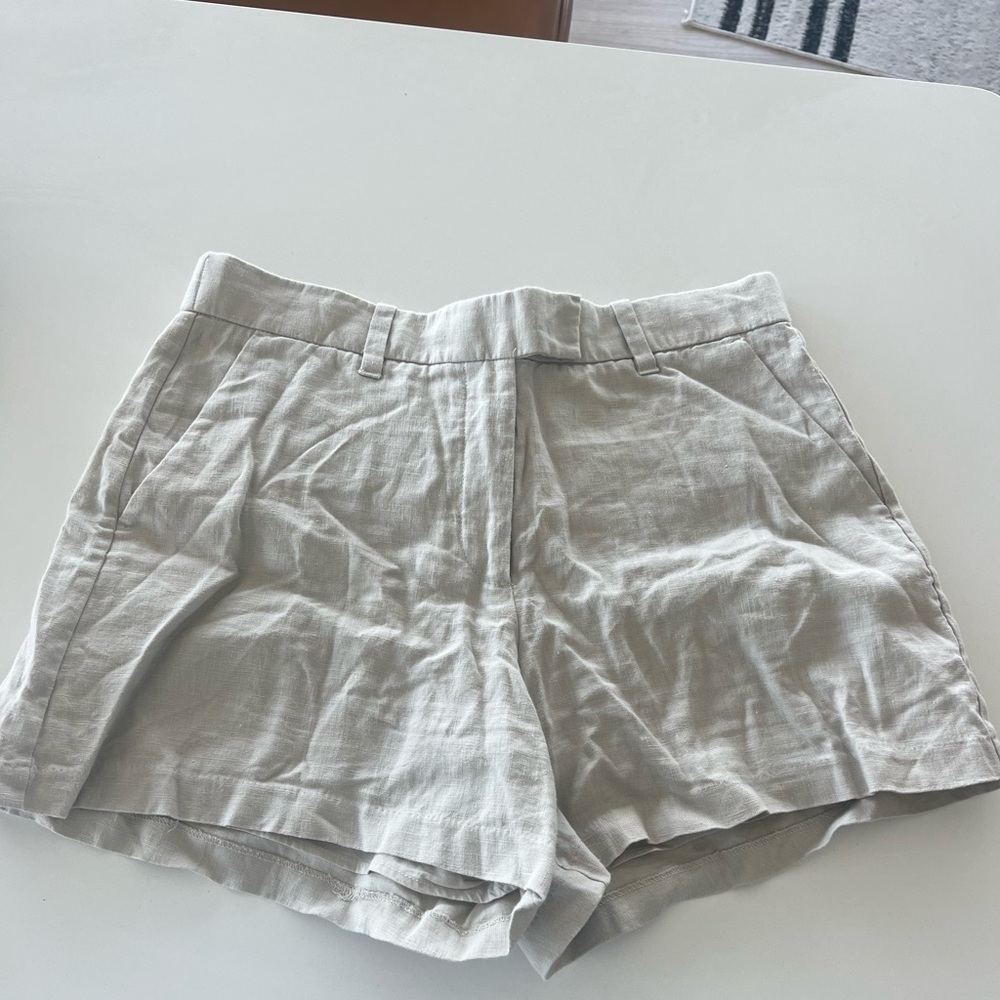 Abercrombie Tailored Linen Shorts